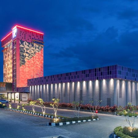 The Zuri Dumai Hotel Exterior photo
