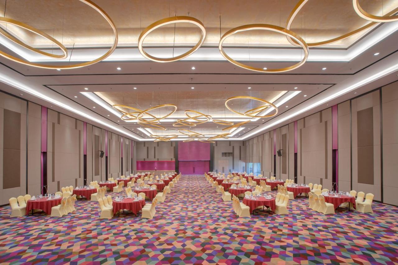 The Zuri Dumai Hotel Exterior photo