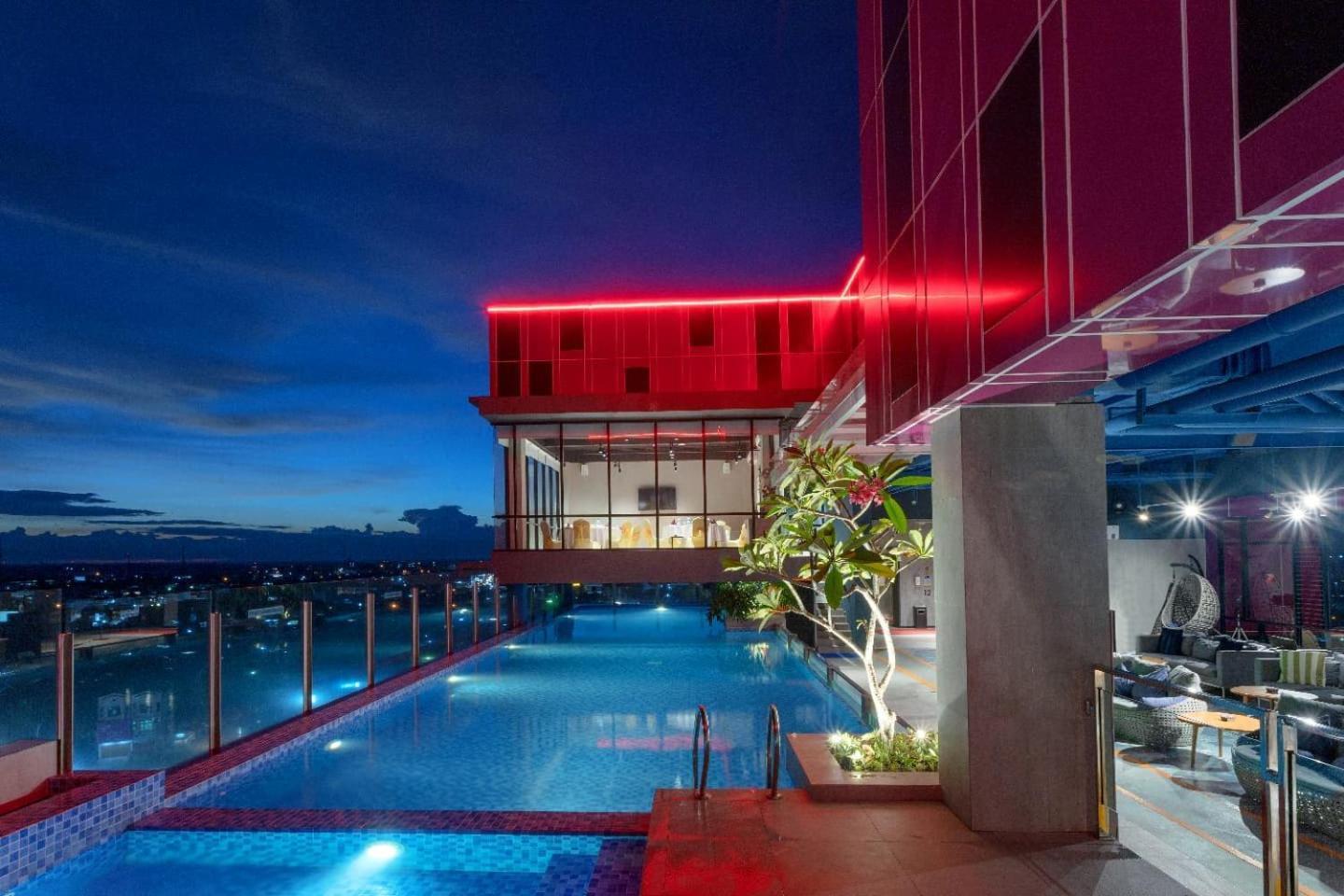 The Zuri Dumai Hotel Exterior photo