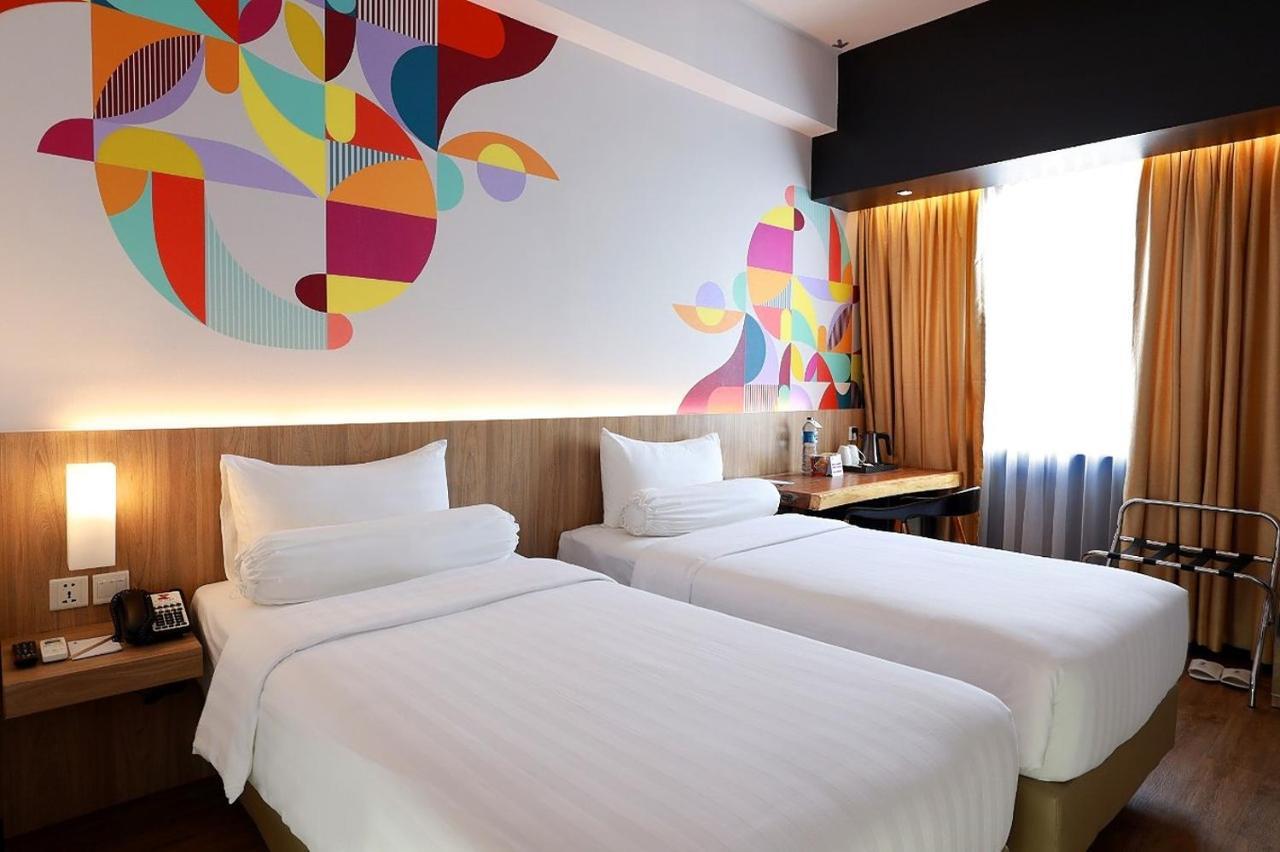The Zuri Dumai Hotel Exterior photo
